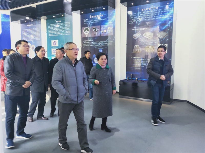 宜春市人大主任张鉴武赴fun88入口指导工作