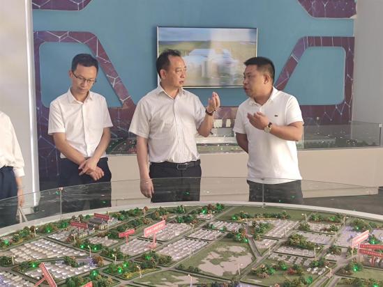 遂宁市安居区考察组莅临fun88入口调研指导工作